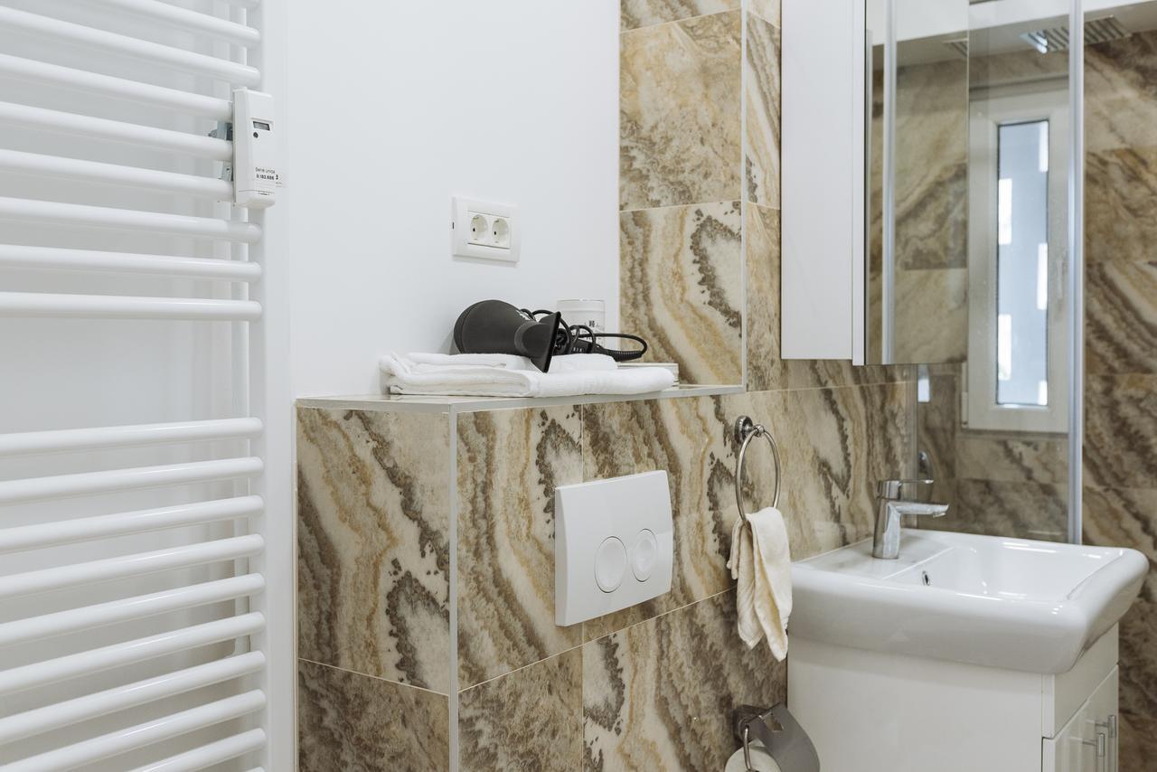 Luxury City Centre Apartment Bucareste Exterior foto